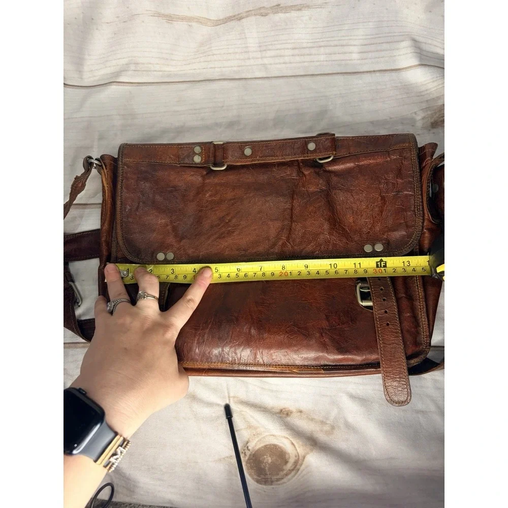 Vintage Vida Vida Brown Distress Leather Messenger Bag Satchel Laptop Crossbody